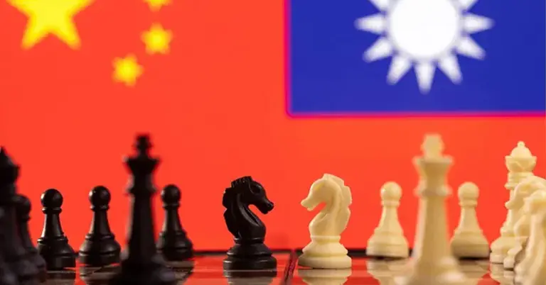 তাইওয়ানও  চীন পতাকা